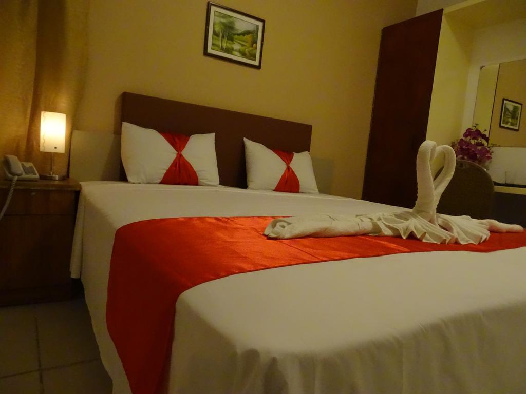 גראנדה באיה Hypertek Hotel מראה חיצוני תמונה