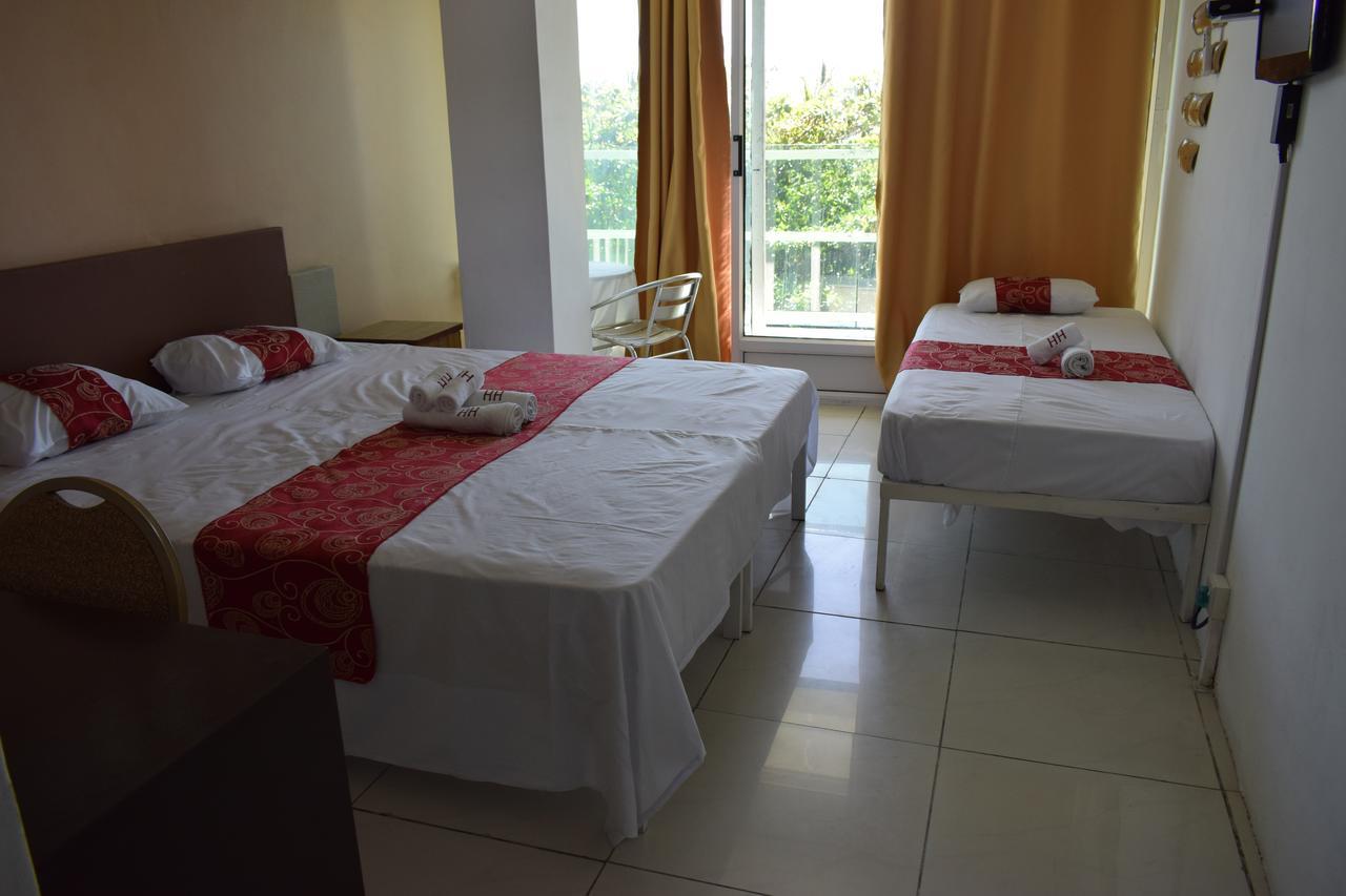גראנדה באיה Hypertek Hotel מראה חיצוני תמונה