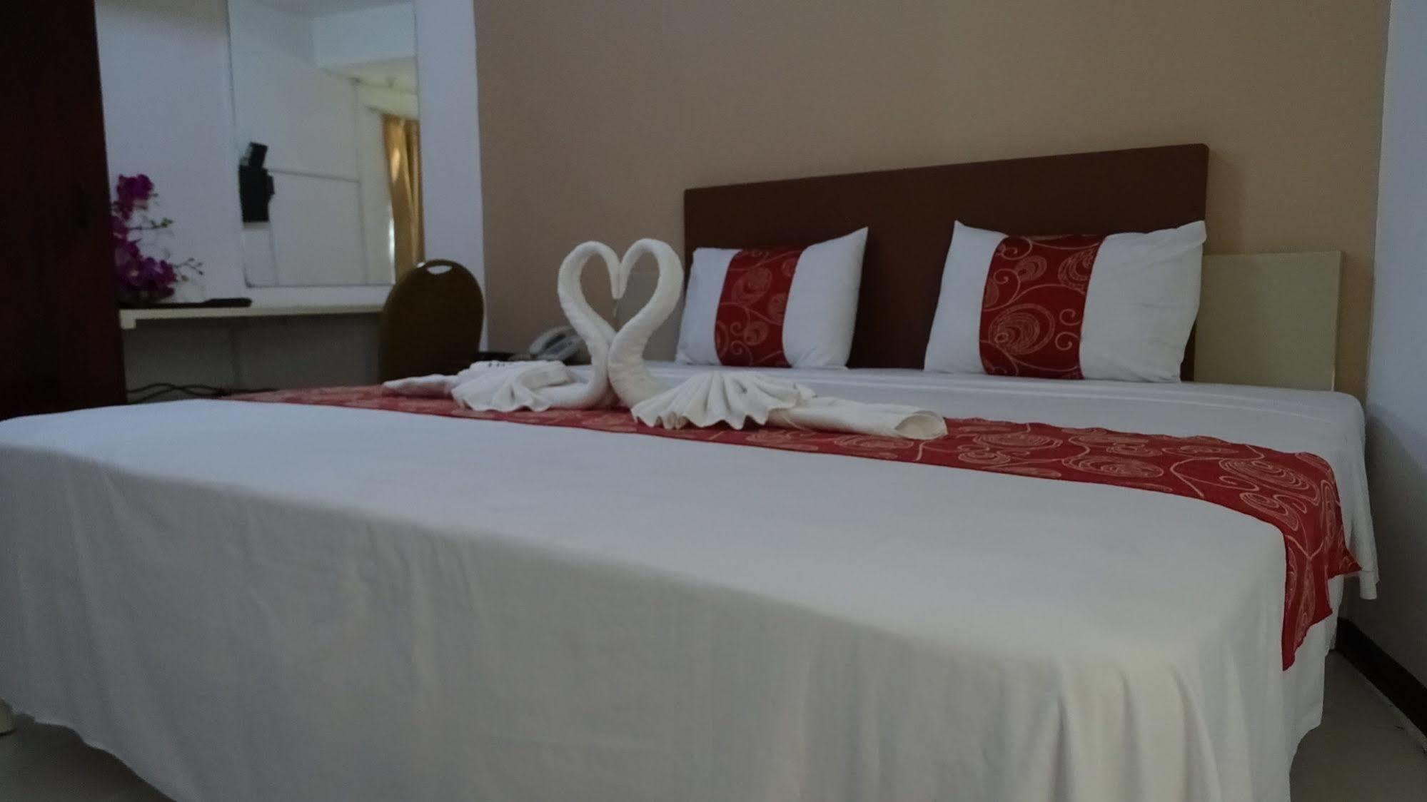 גראנדה באיה Hypertek Hotel מראה חיצוני תמונה